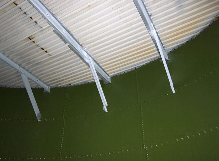 Surface Preparation with Resin Primer Wash