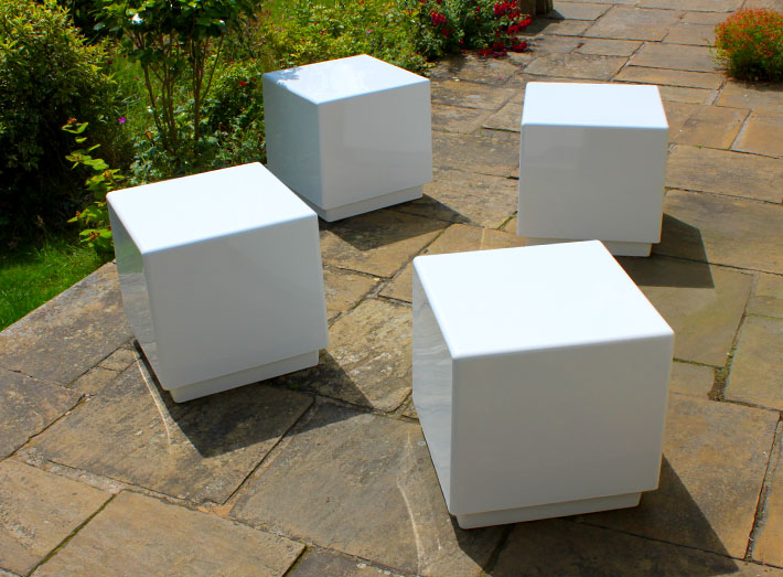 Simple shapes & colour add beauty and value to gardens, meeting areas, showrooms, exhibitions, foyers and lobbies.