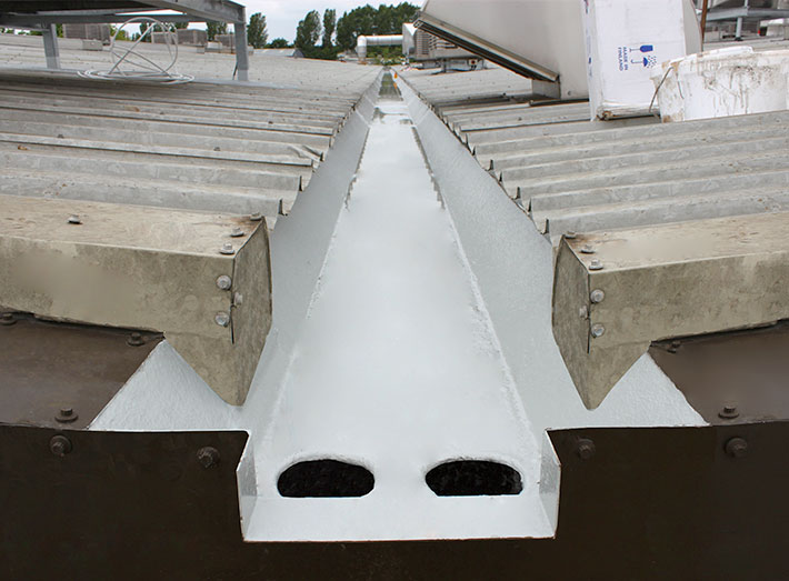 The completed GRP lining provides a continuous seamless membrane surface, eliminating the risk of leaks.